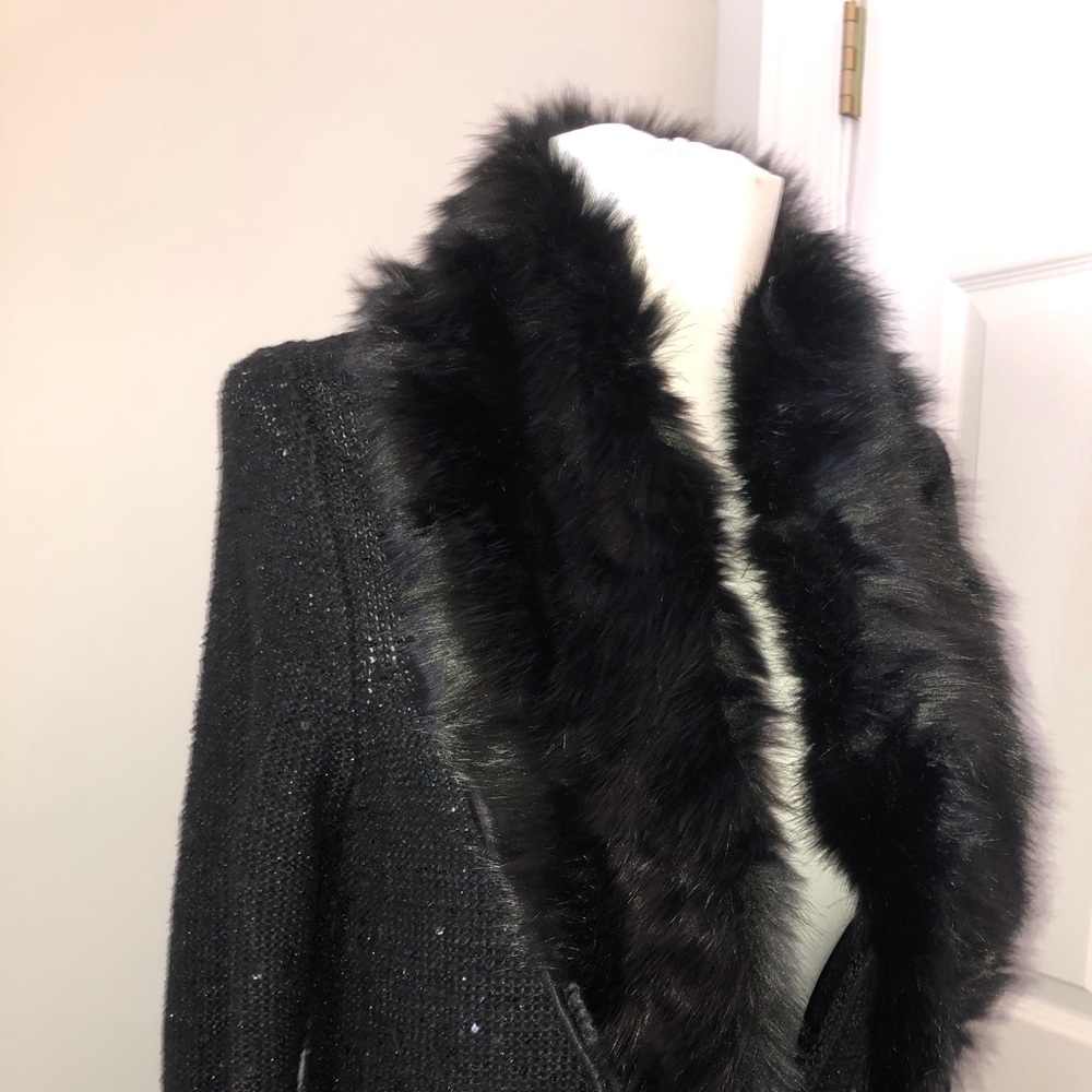 Beautiful cardigan with fur collar.